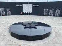 Звезда чугун (518248) производство комплект горелка ГВД 379 10 89 00 ПС вечный огонь ø 1100 мм. монолит - литье  в Обнинске